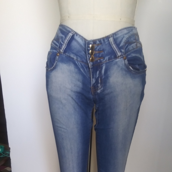 4 Jean Lot!!!! - Picture 12 of 16